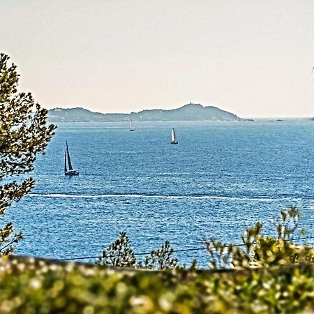 Logement Vue Mer Splendide - Situe A 50 Metres Du Bord De Mer Et 2 Minutes Des Plages - Bandolina Esterno foto