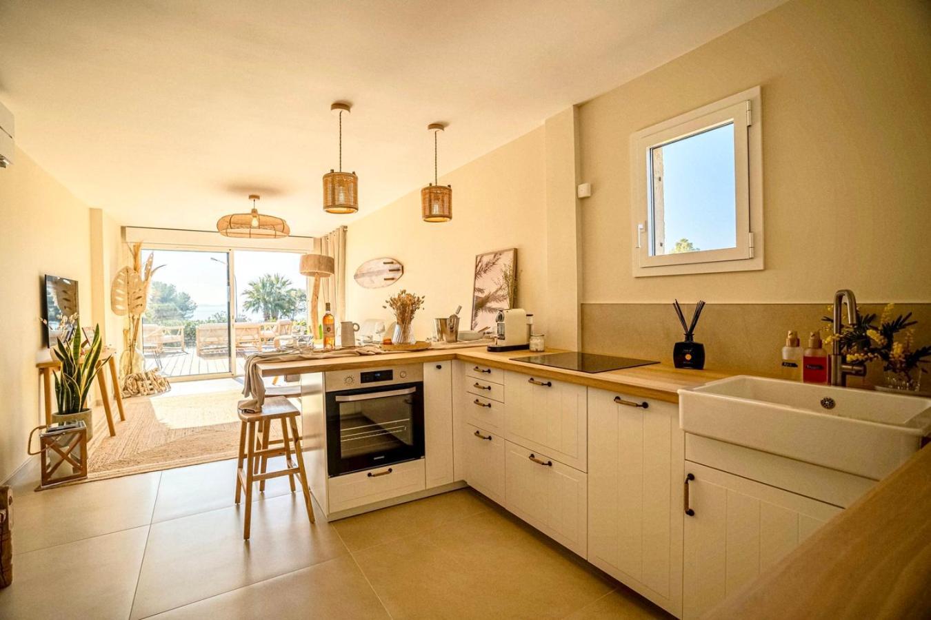 Logement Vue Mer Splendide - Situe A 50 Metres Du Bord De Mer Et 2 Minutes Des Plages - Bandolina Esterno foto