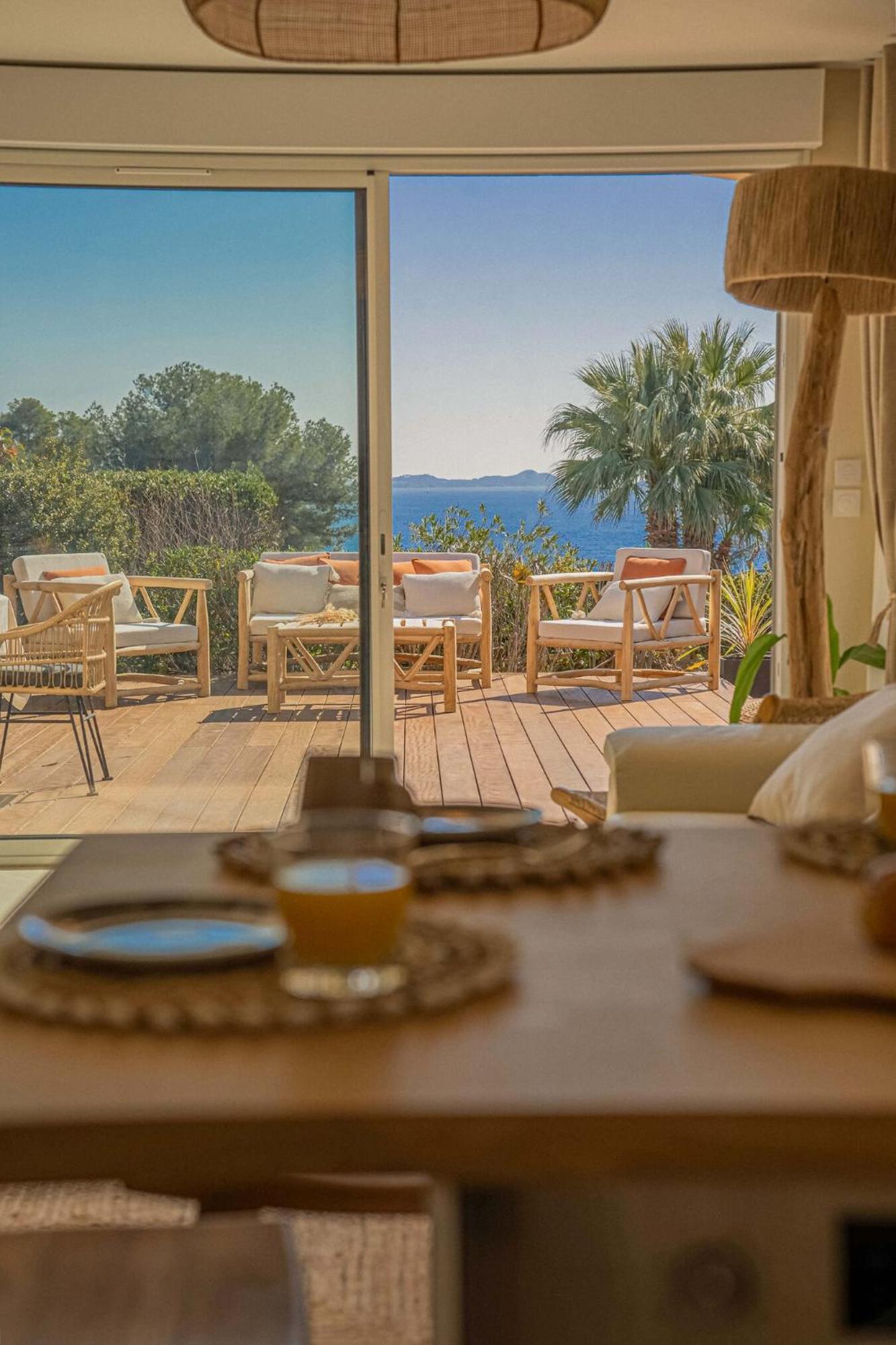 Logement Vue Mer Splendide - Situe A 50 Metres Du Bord De Mer Et 2 Minutes Des Plages - Bandolina Esterno foto